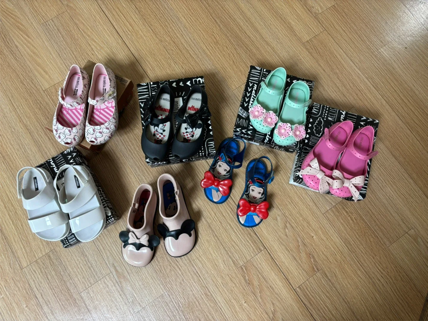 미니멜리사 아기 신발 모음