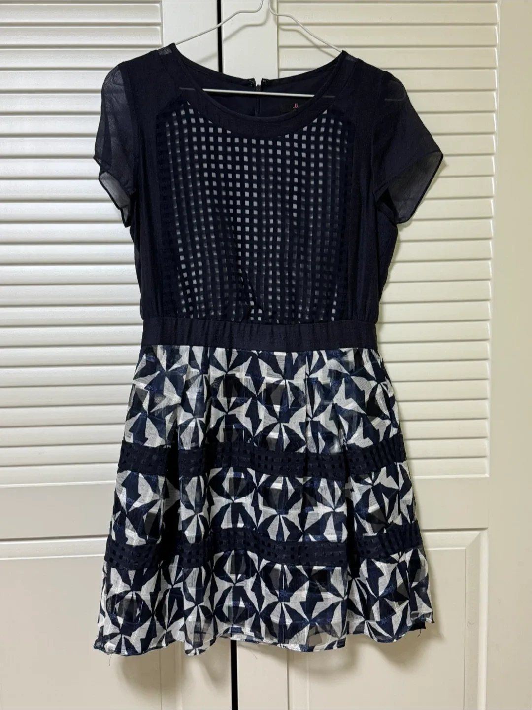 JJ지고트 남색 원피스 (사이즈 55 정도)