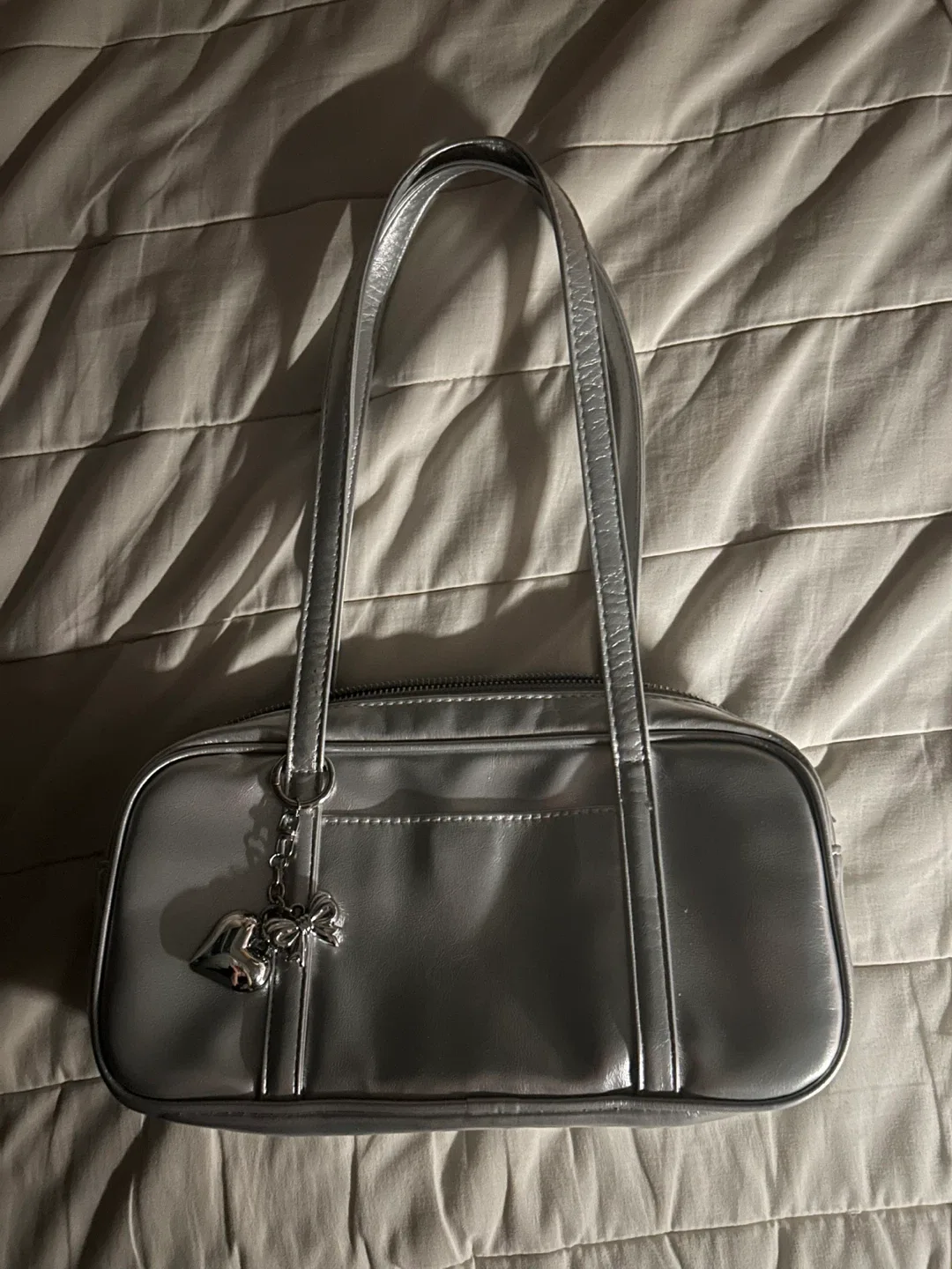 [ 개봉 새상품 ] 실버 미니백 판매합니다