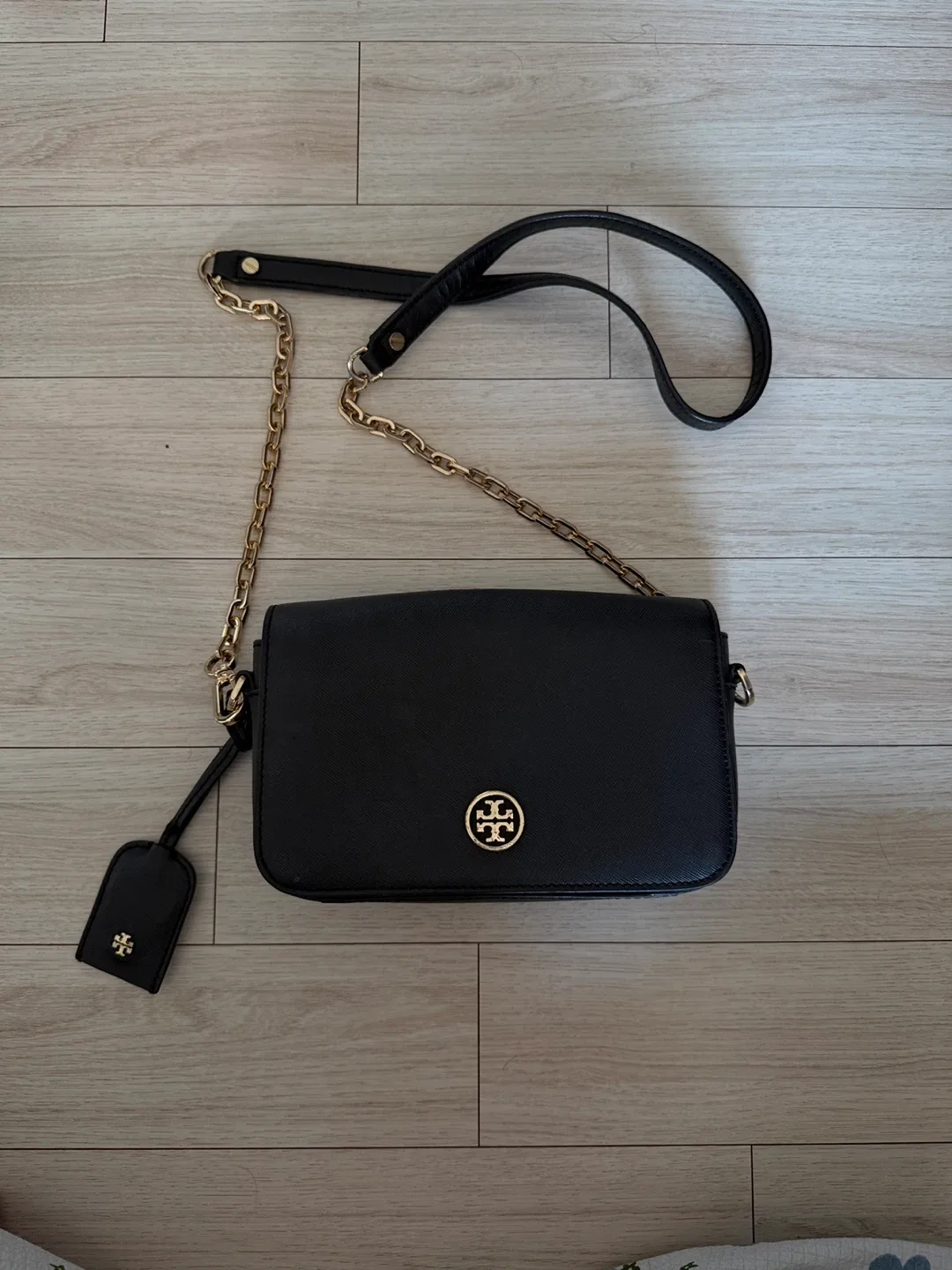 토리버치 블랙 체인 크로스백