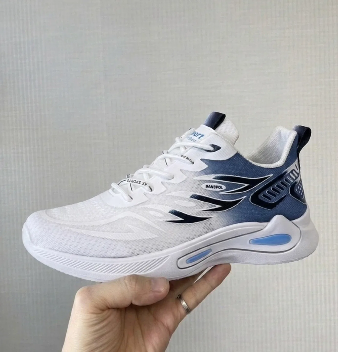 봄여름용 메쉬 초경량 운동화🧡미개봉 새제품