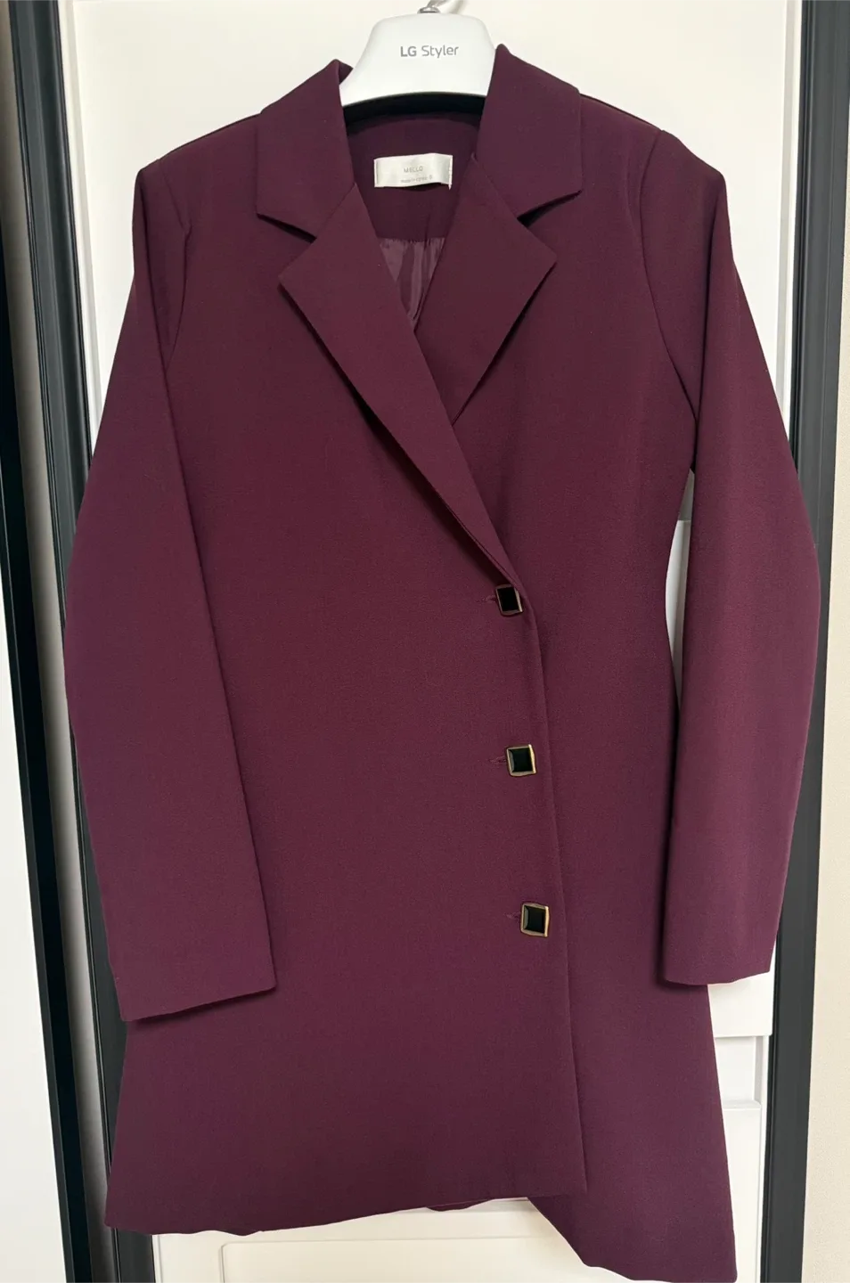 와인색 여성 자켓형 원피스