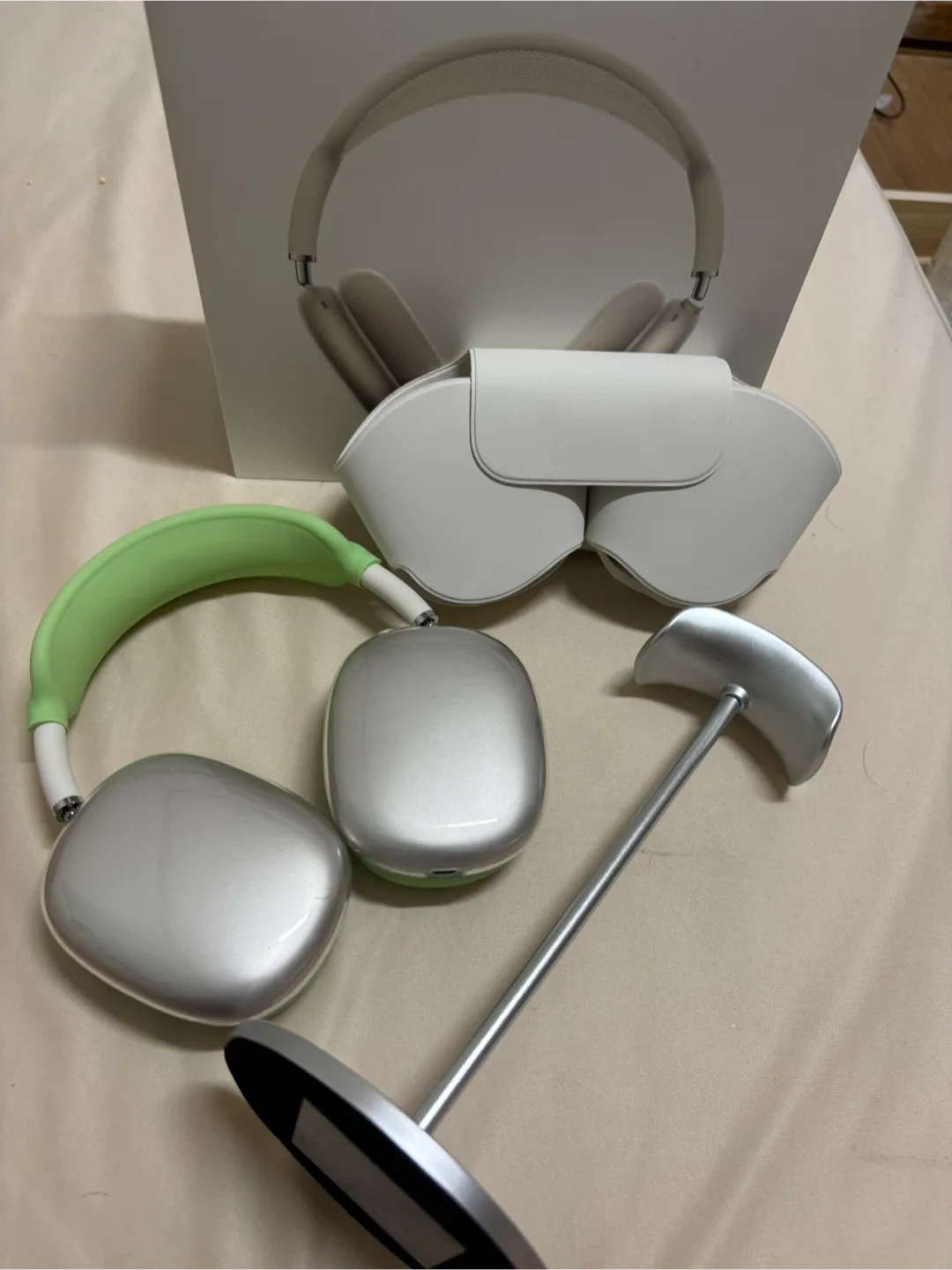 완전 깨끗한 에어팟 맥스 스타라이트