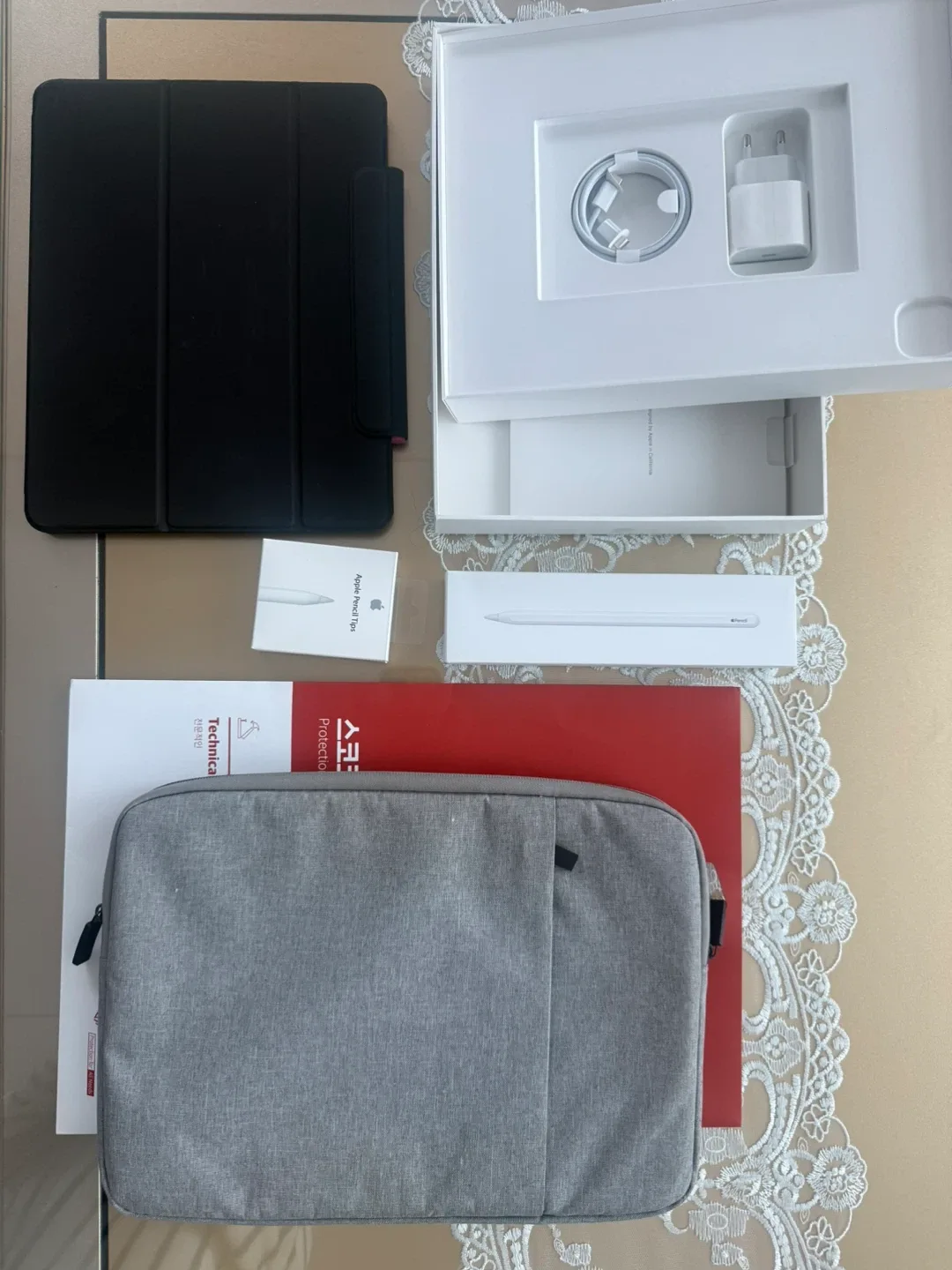 아이패드 프로 12.9 6세대 256gb 실버 셀룰러+와이파이 겸용 +애플펜슬 2세대 팝니다