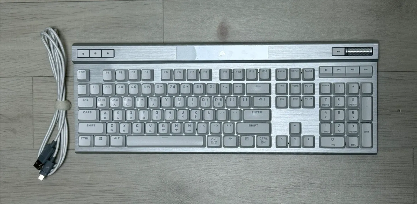 커세어 K70 RGB PRO OPX 광적축 게이밍 기계식 키보드