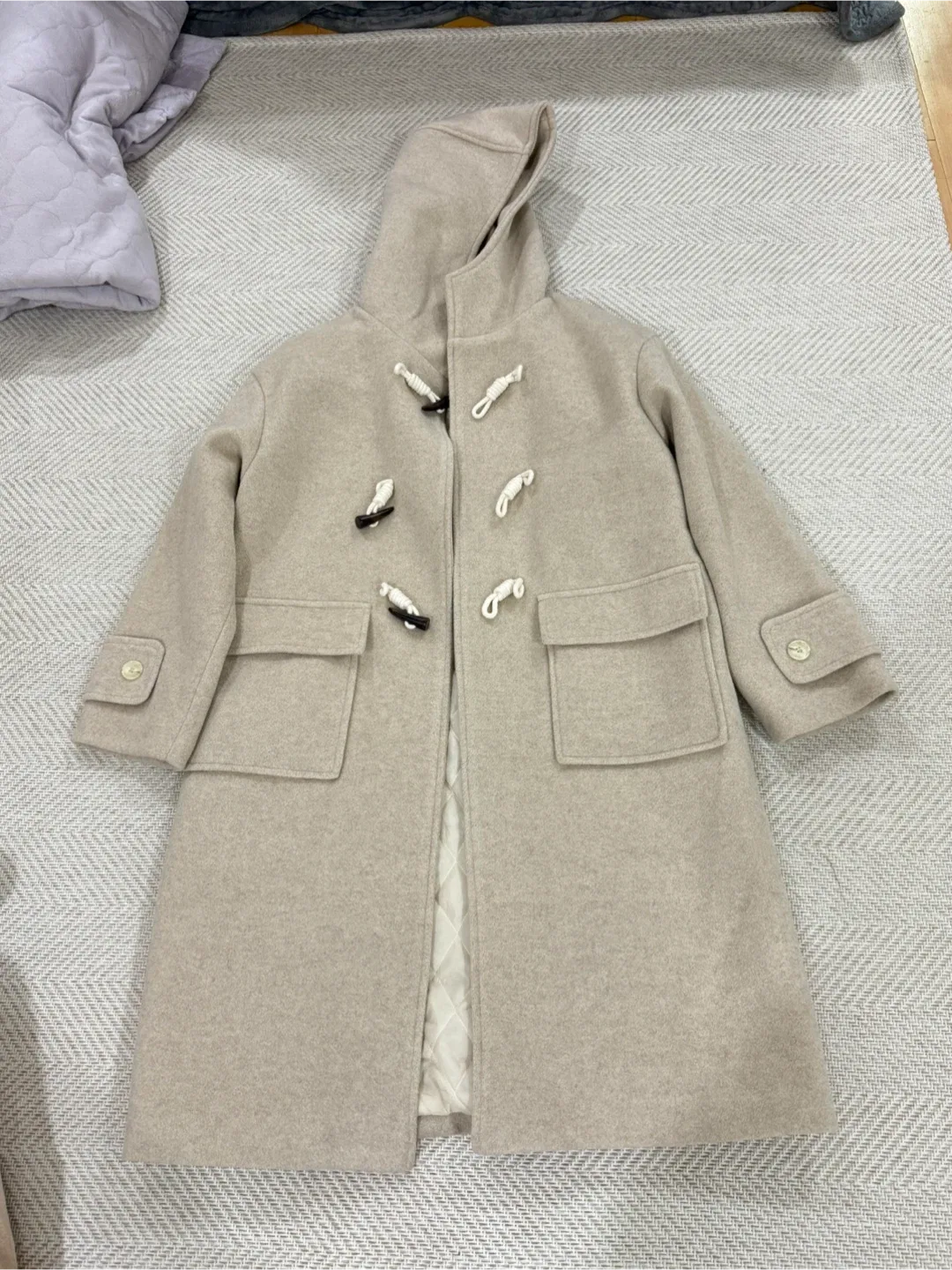 롱 떡볶이 코트 팔아요!