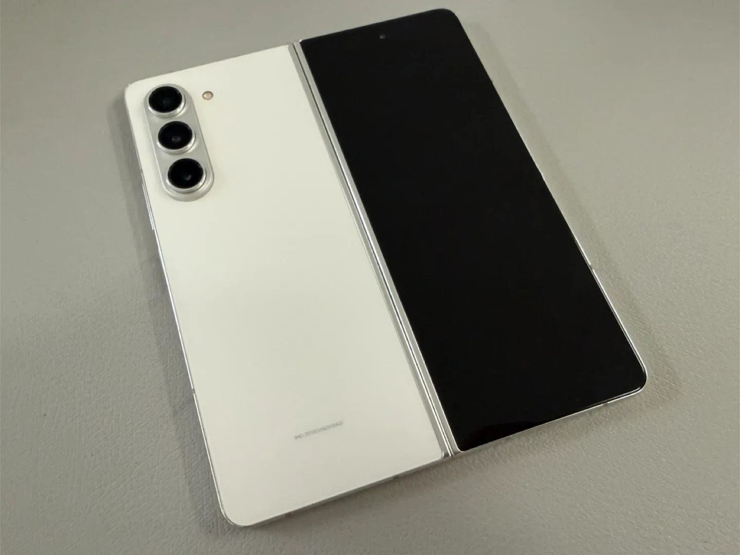 갤럭시Z폴드5 해외버전 256기가