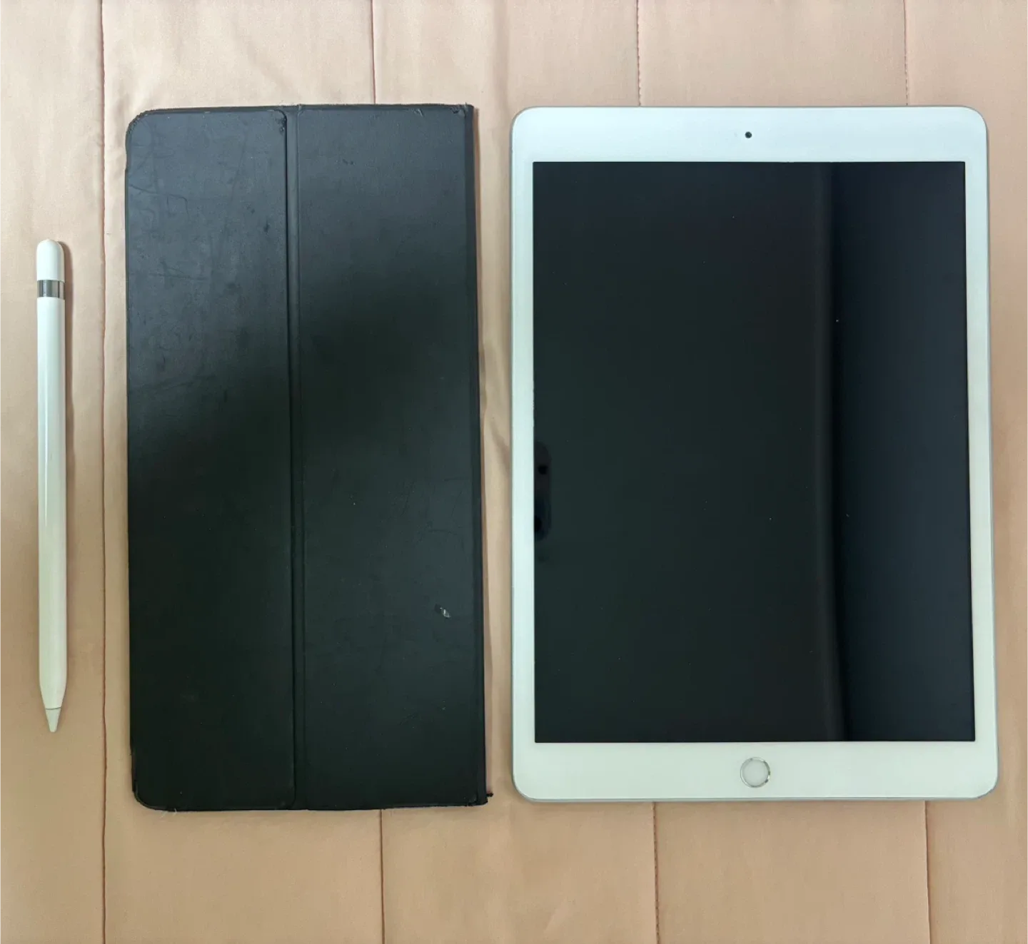 박스+아이패드 8세대 128기가 실버+애플펜슬 1세대+정품 스마트키보드 세트