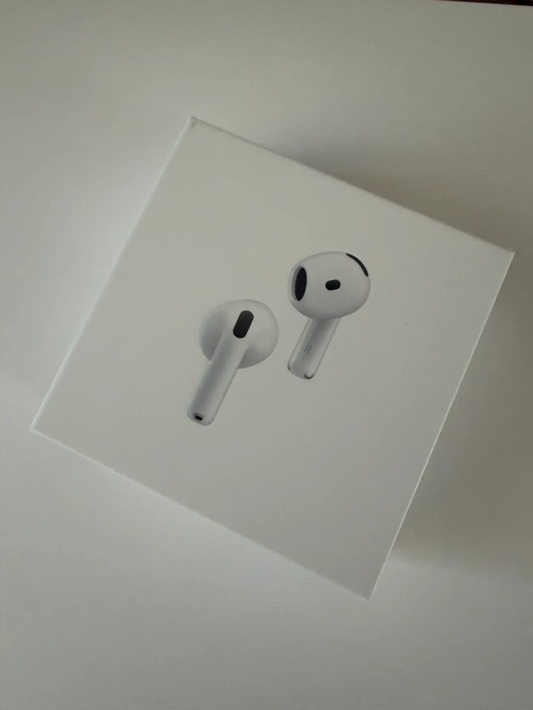 미개봉 애플 에어팟 4세대 노이즈캔슬링