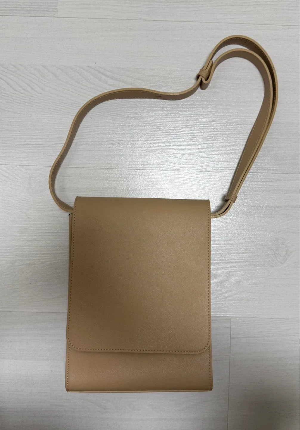 스퀘어 숄더백 판매합니다