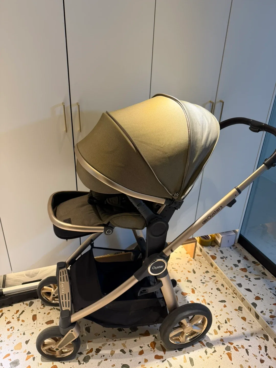 오이스터3 플러스 디럭스 유모차