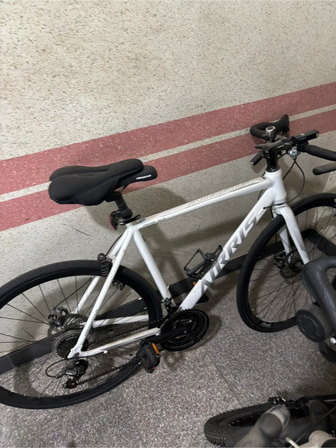 드롭바 자전거 판매합니다 ~