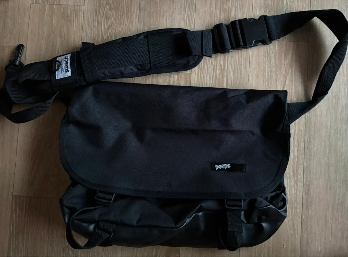 핍스 메신저백 블랙 (학생가방으로 좋아요)