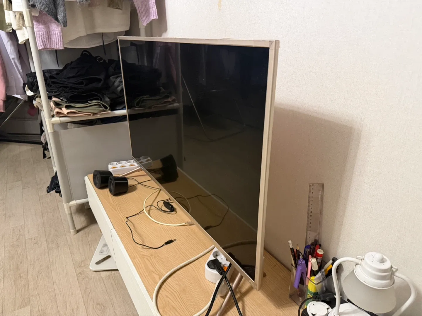 TV 모니터 43인치