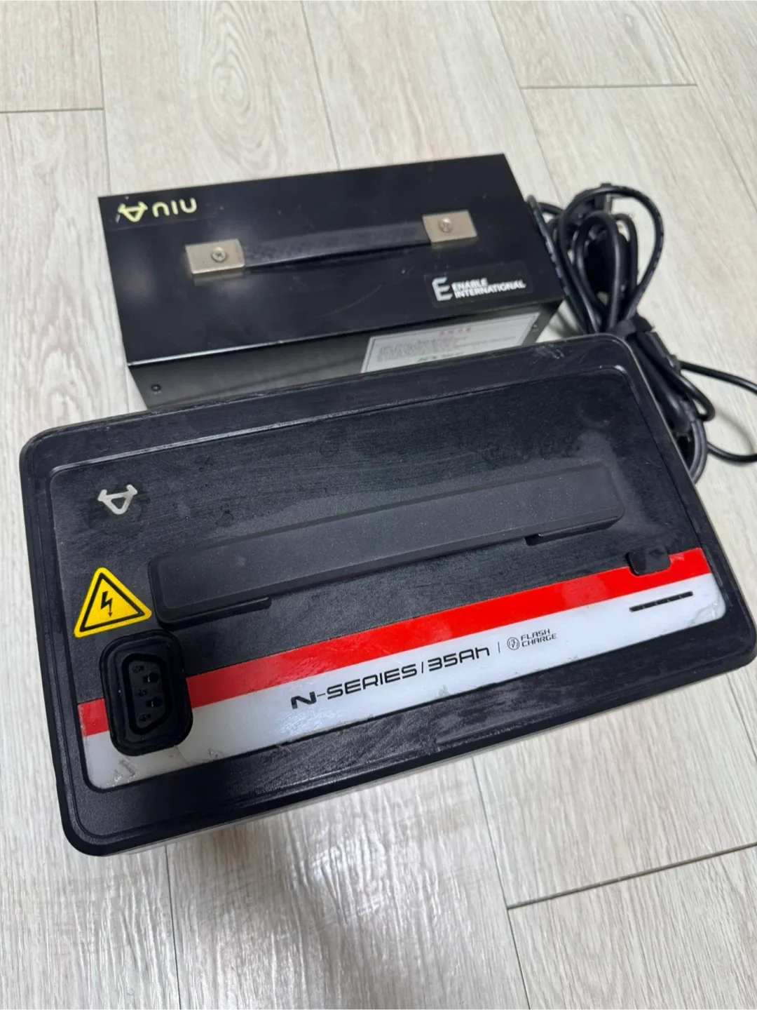 NIU N-Pro 35Ah 스쿠터 본체 / 배터리+충전기 개별구매 가능