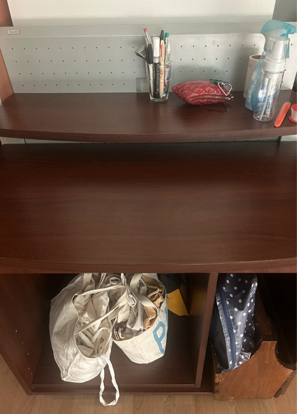 일룸 컴퓨터 책상 3단 나무 선반