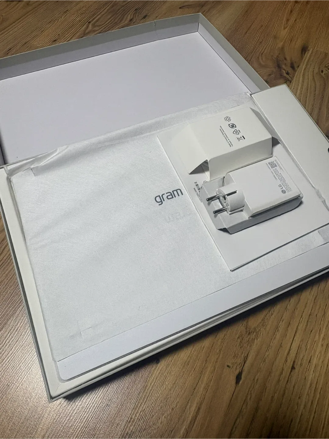 (새상품) LG 그램 프로 2025 RTX4050 / 17Z90TR-SDSLK