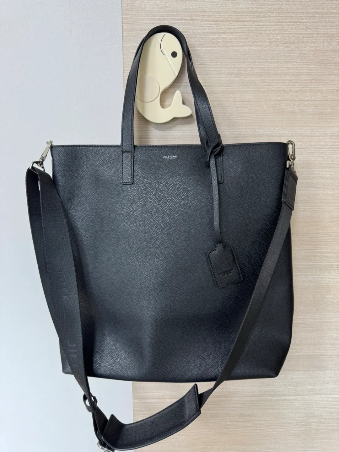 질스튜어트 블랙 가죽 토트백