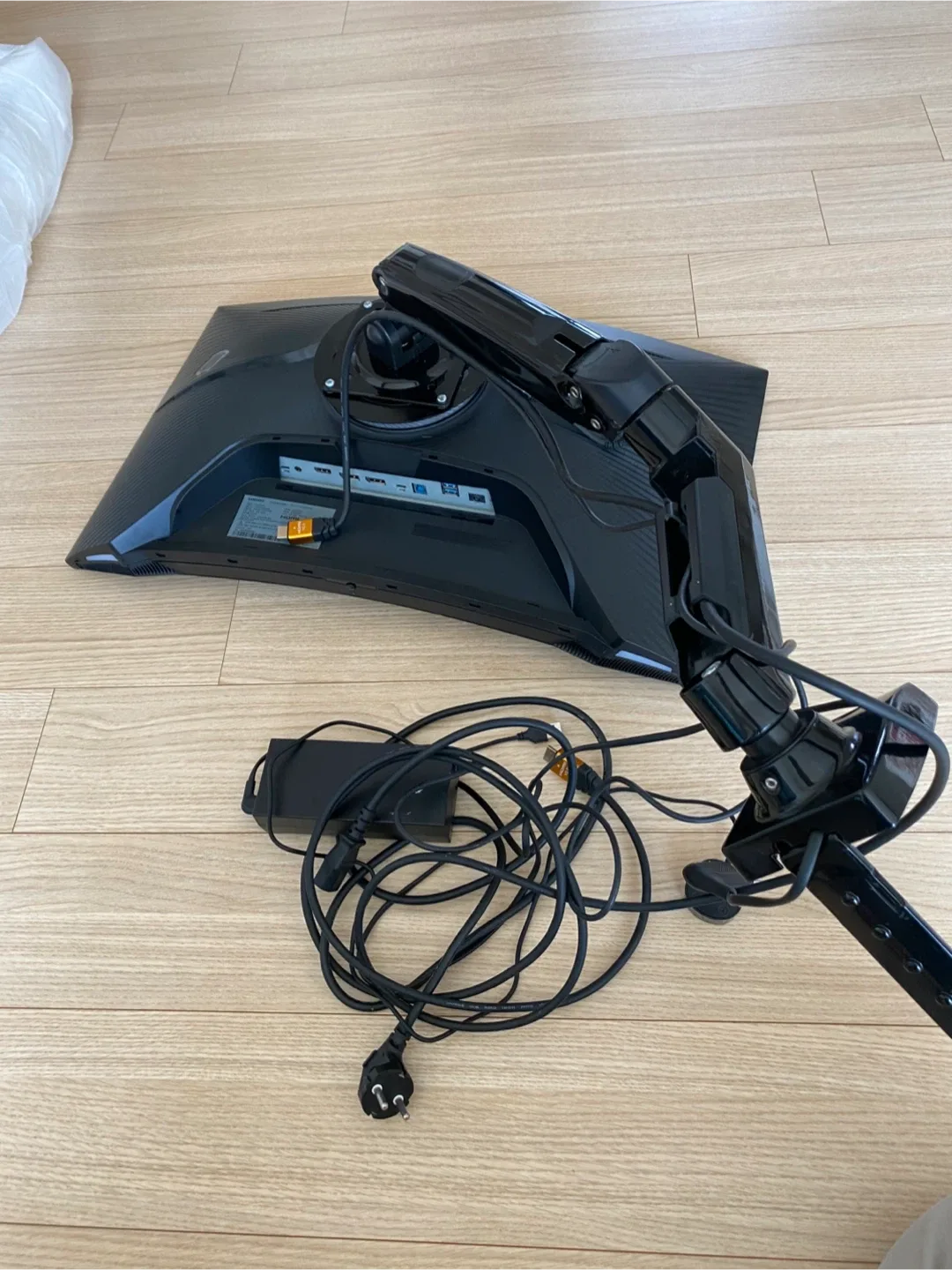 삼성 커브드 게이밍 모니터 27인치 C27G75QSQK