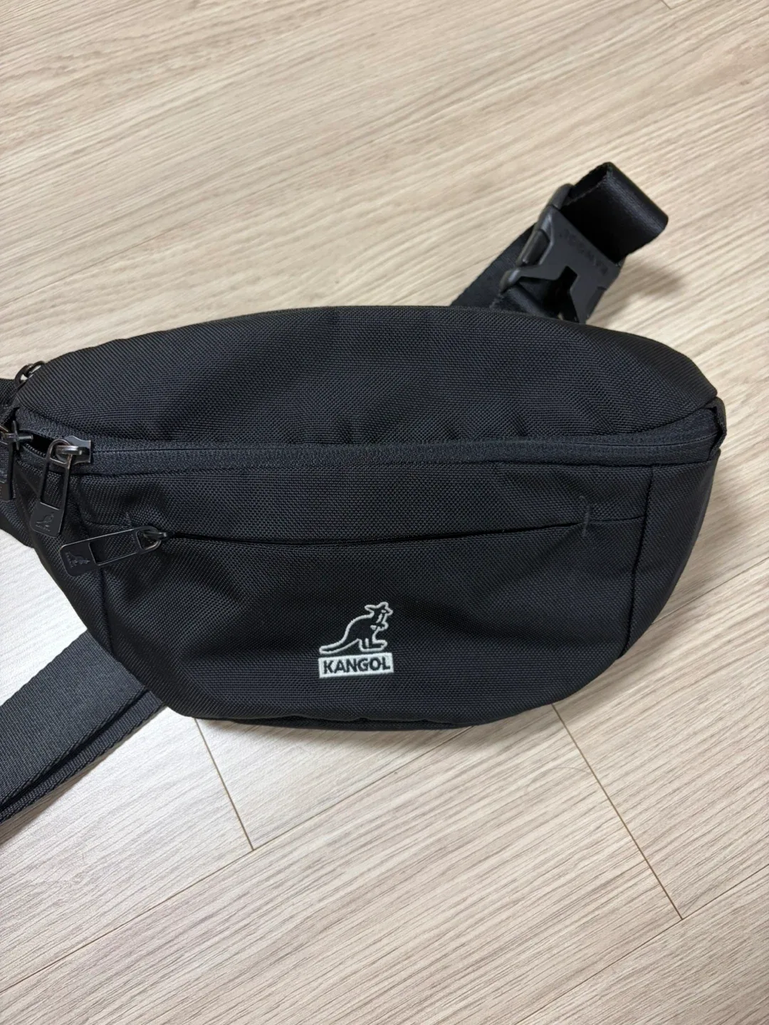 캉골 블랙 힙색