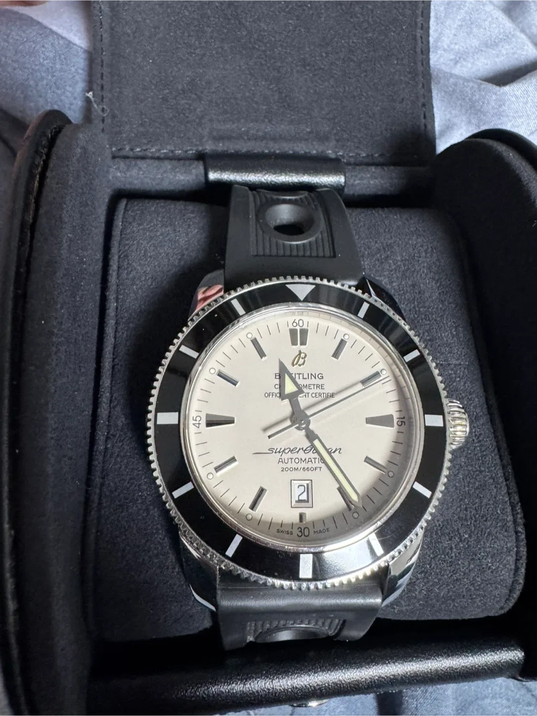 브라이틀링 슈퍼오션 헤리티지 오토매틱 시계 46mm