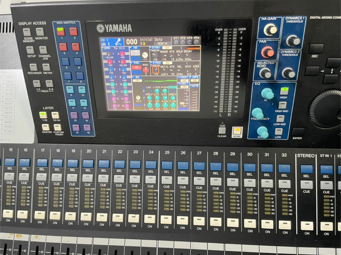 Yamaha LS9-32 디지털 믹서 32ch / 16Mix·8Matrix / USB 레코더 / 라이브·교회·공연
