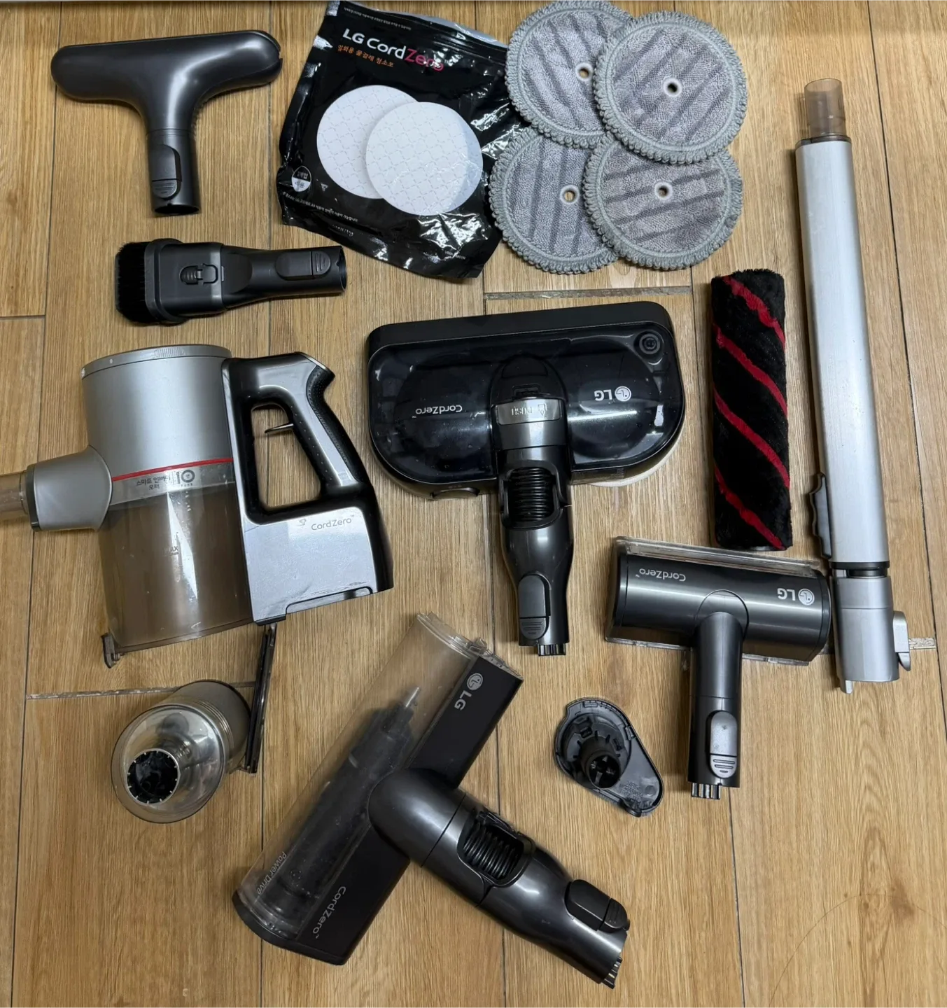 LG 코드제로 A9 무선청소기 VNZ-PM02N 싸게팔아요~~