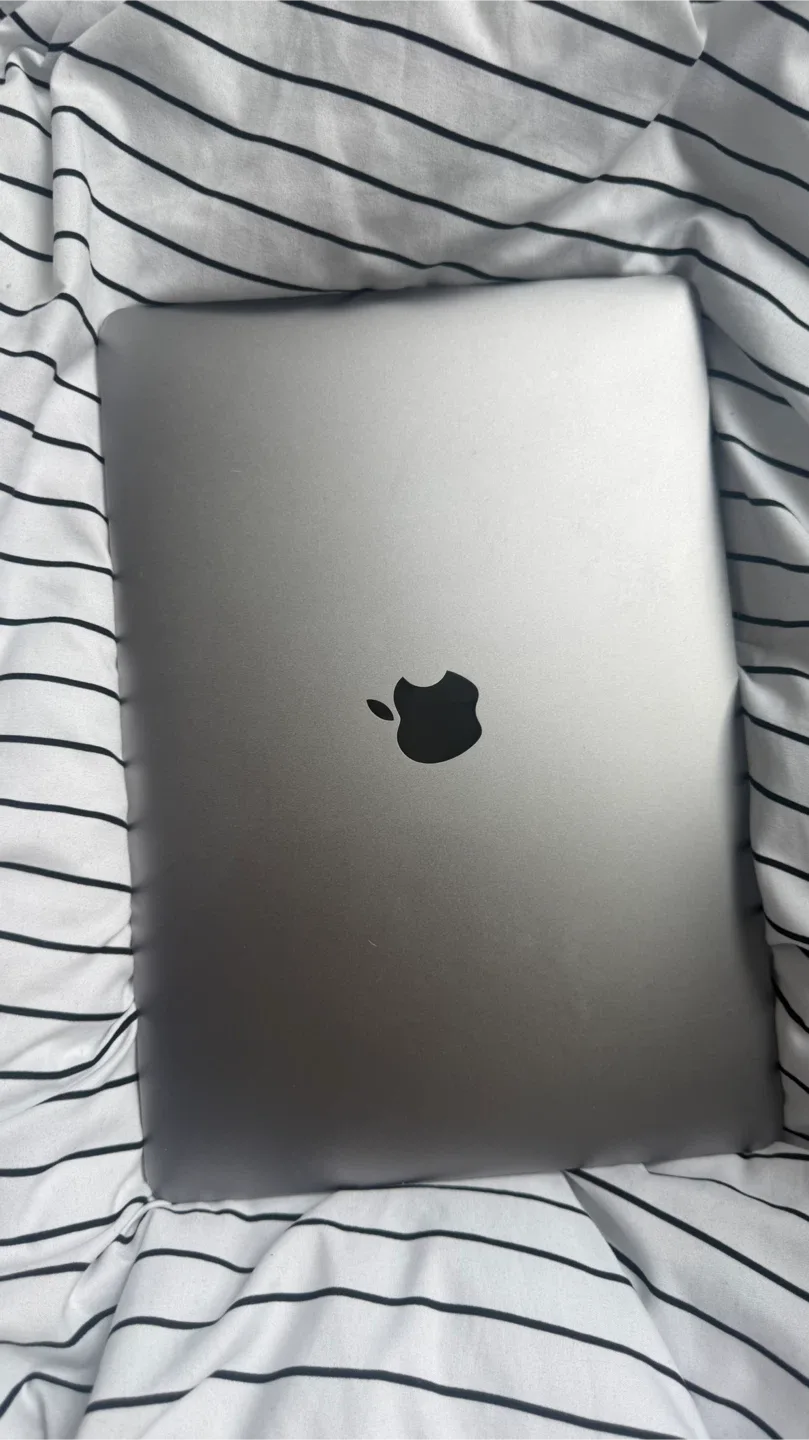 2020 맥북 에어13 스페이스 그레이 M1 16GB 256GB