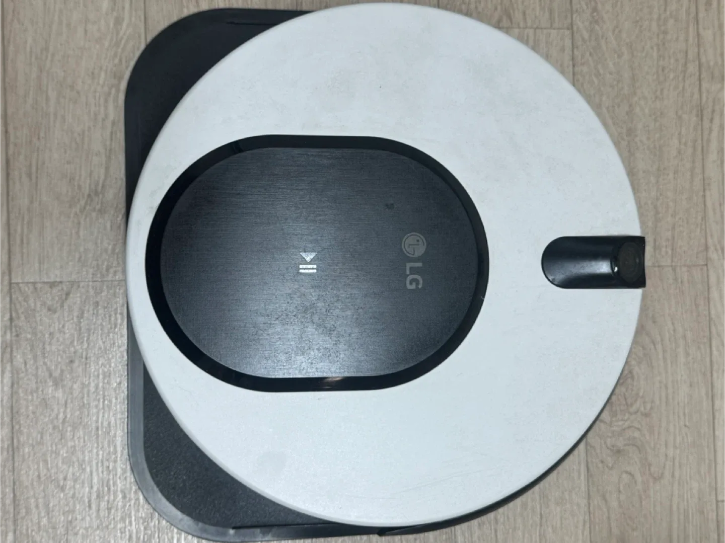 LG 코드제로 로봇청소기