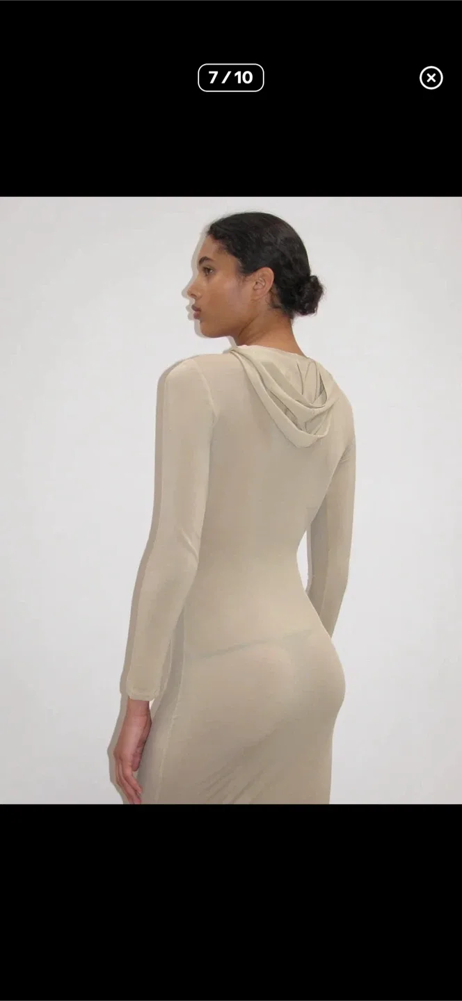 팔로마울 베이지 후드 롱 원피스