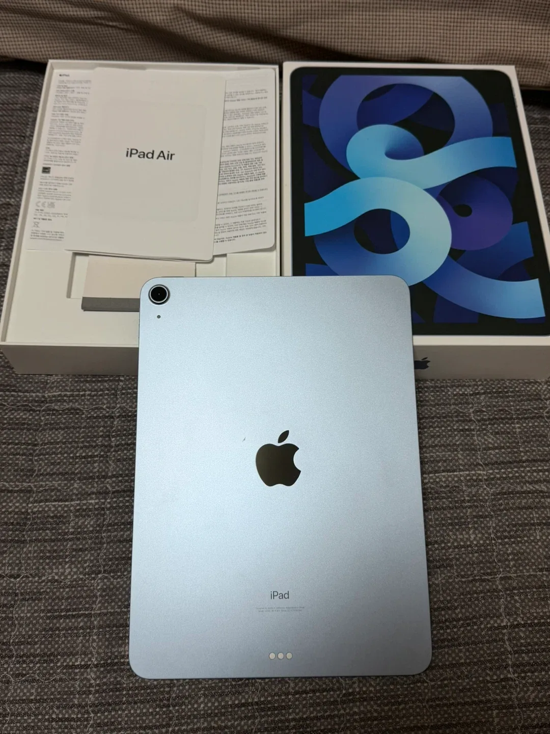아이패드 에어4 256GB 와이파이 스카이블루 풀박스