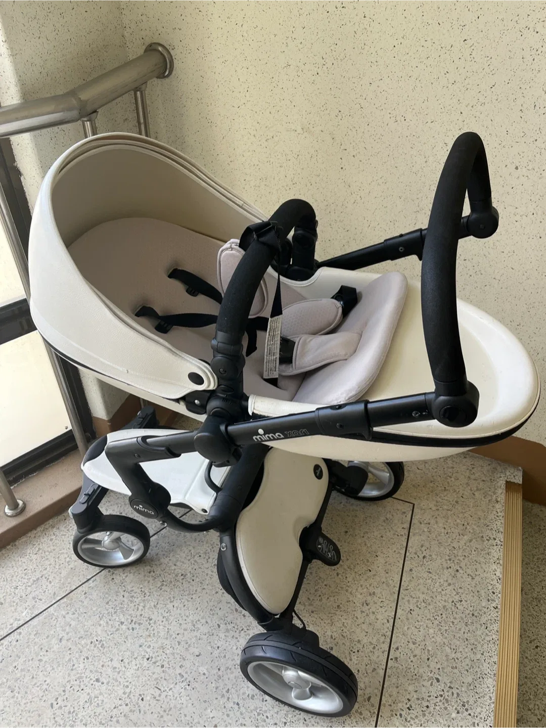 미마자리 디럭스 유모차 화이트