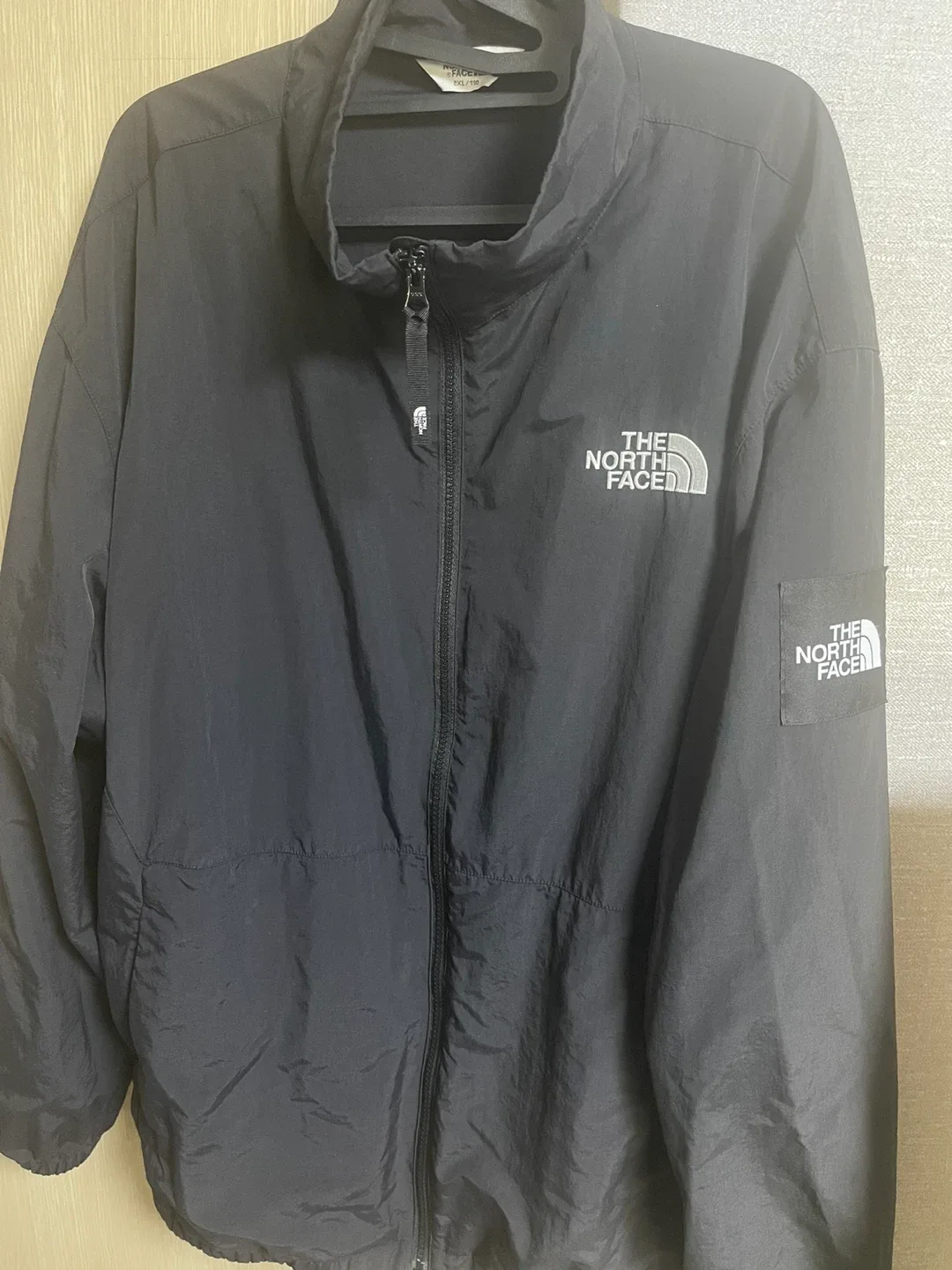 노스페이스 남성 바람막이 2XL/110사이즈 팝니다.