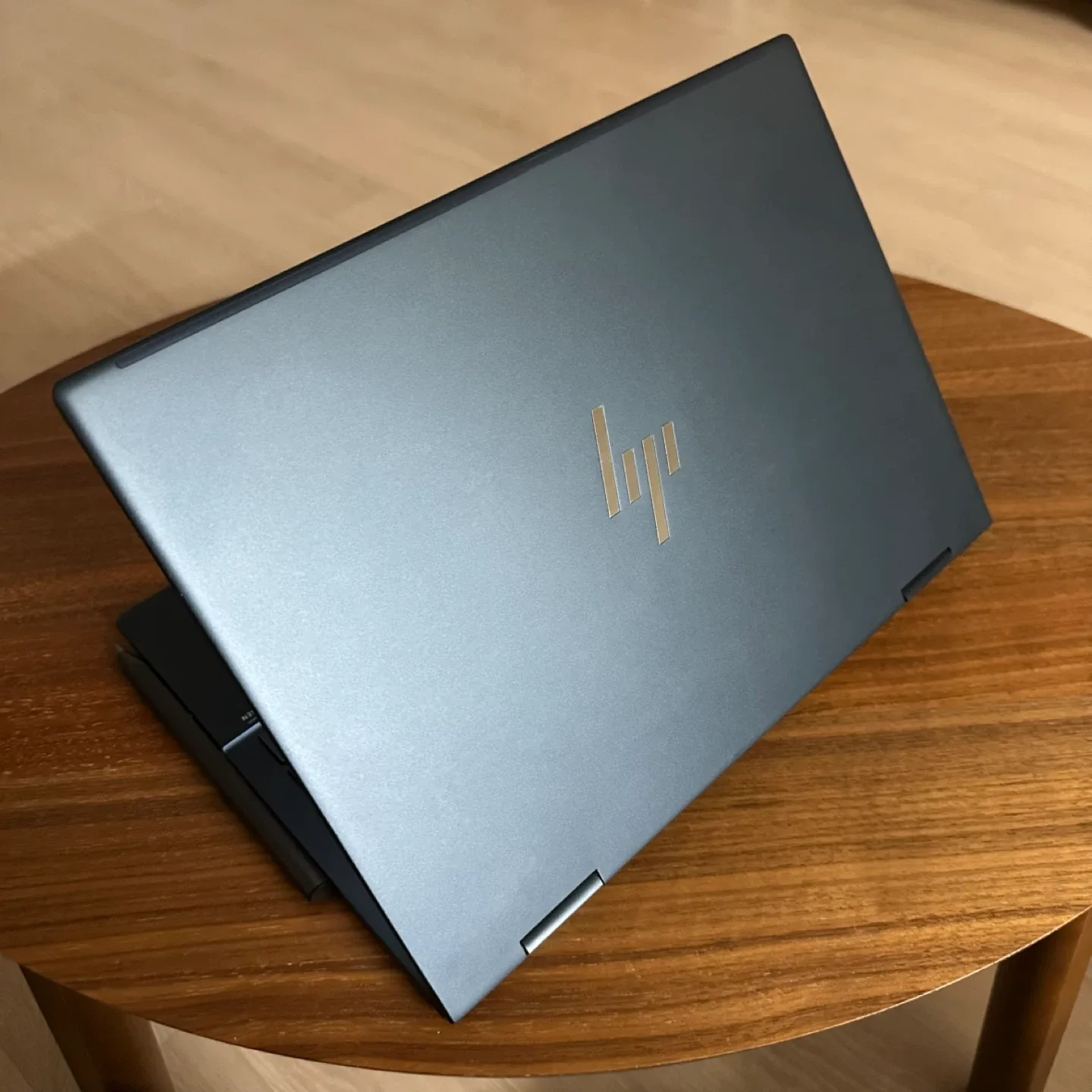 HP ENVY x360 2-in-1 노트북 팝니다 (포맷완료/충전기포함)