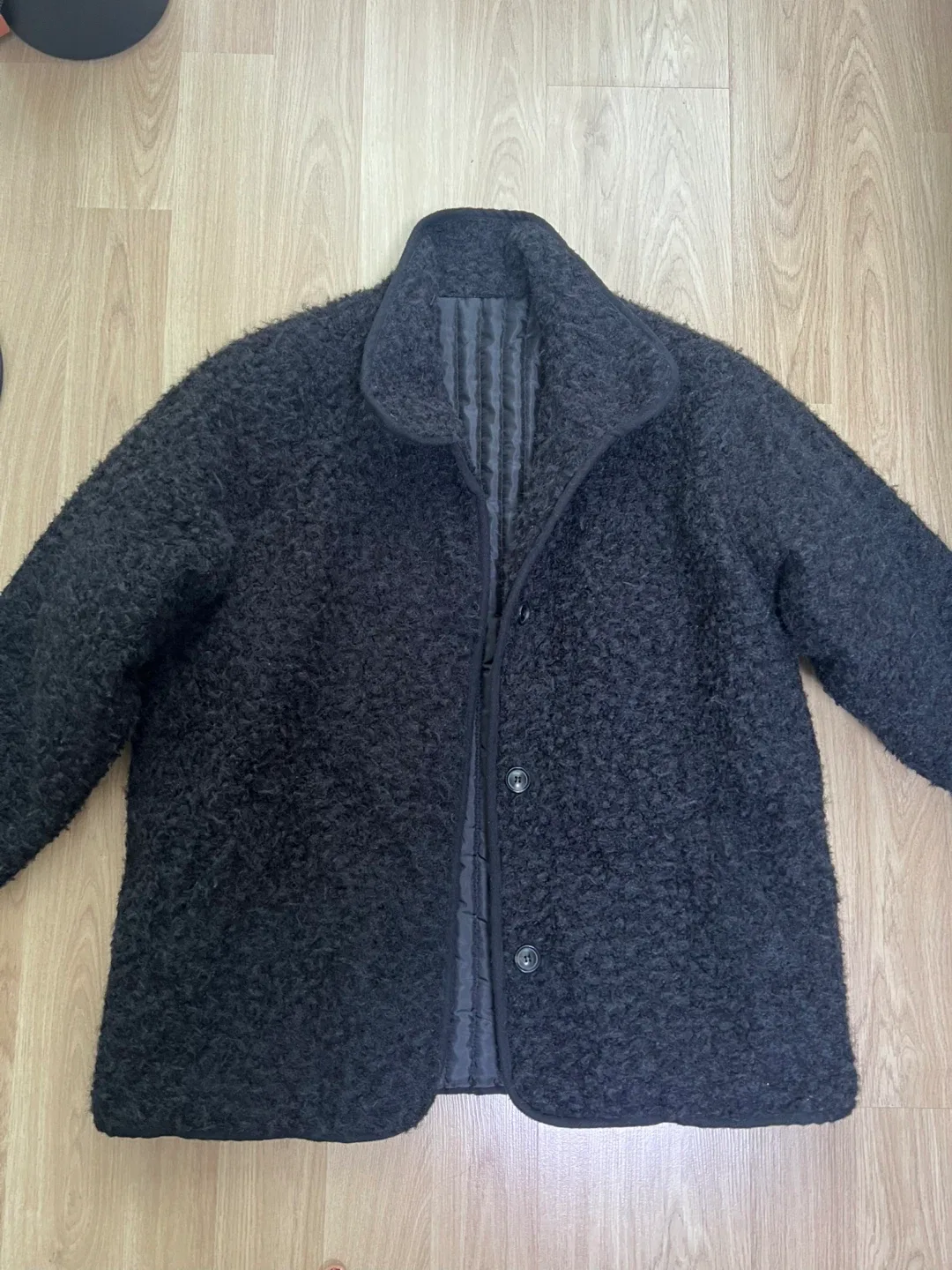 검정 플러피 코트