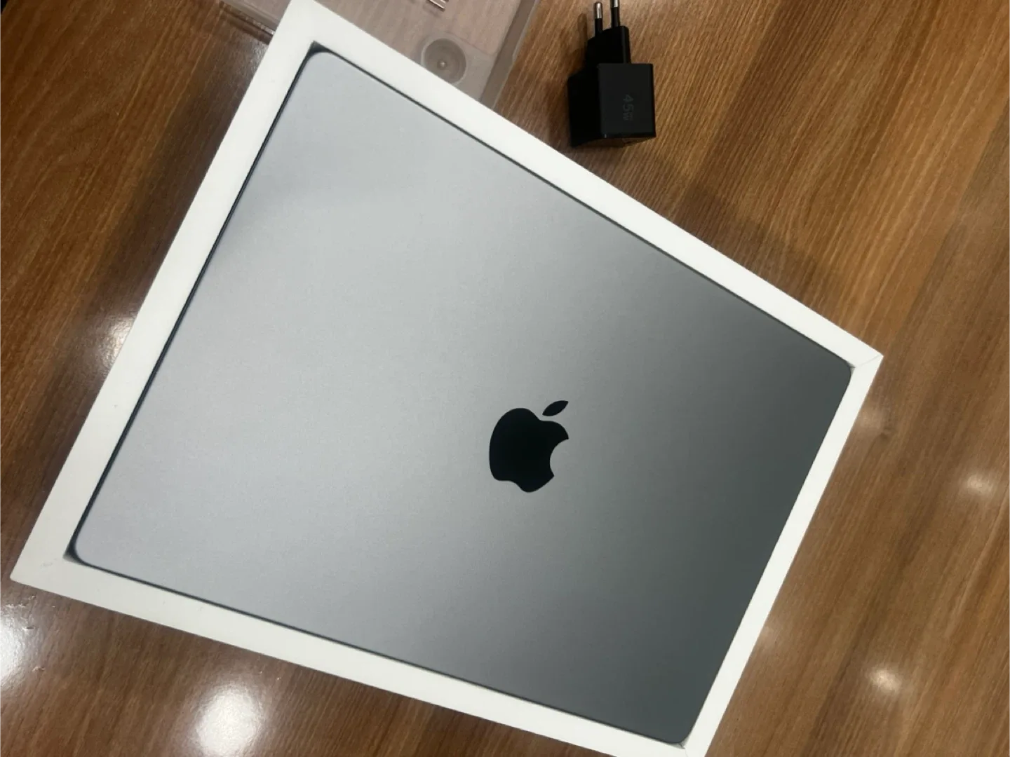 맥북 프로 14 M3 스페이스 그레이 8g 512gb