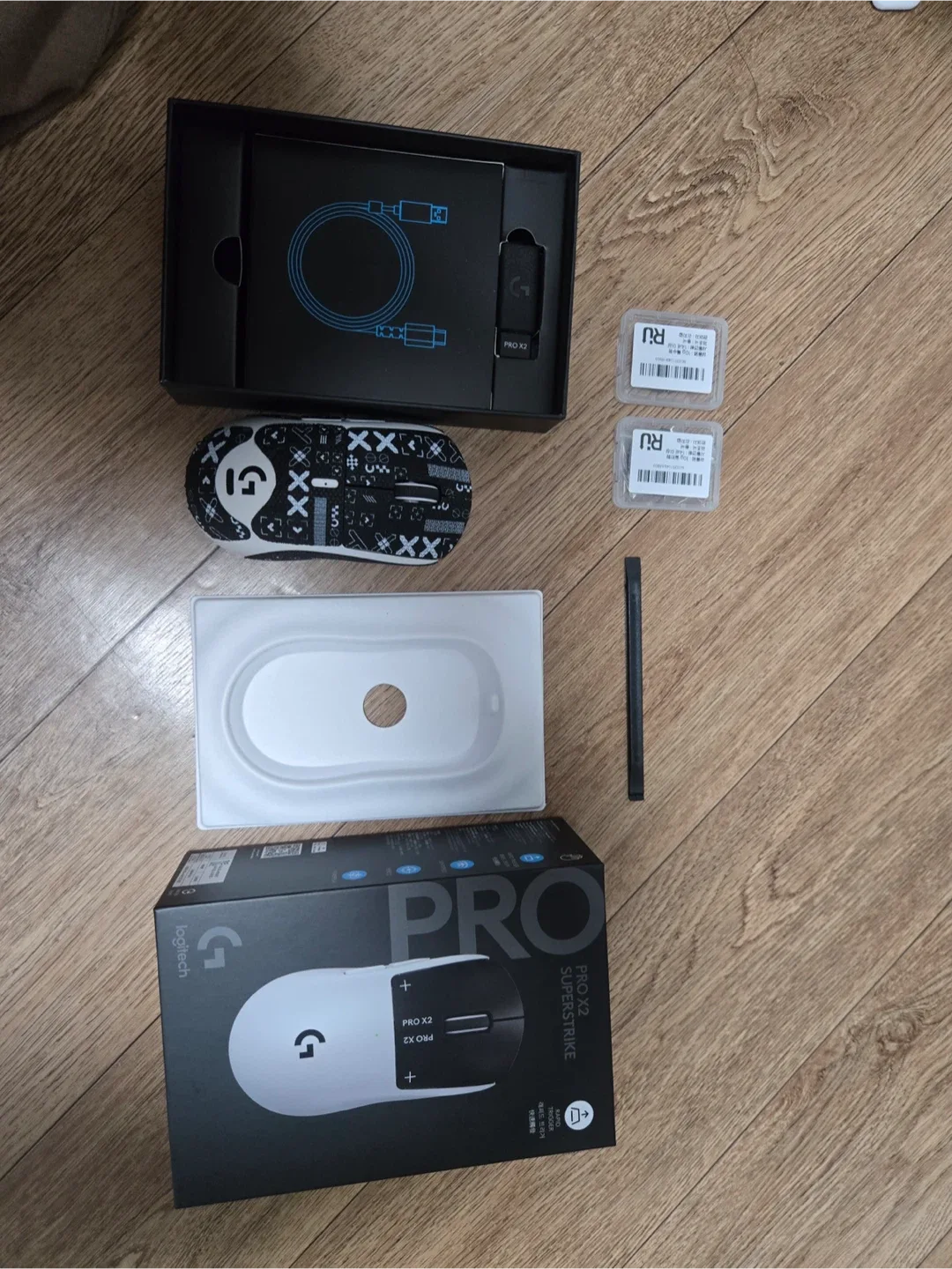 로지텍 G PRO X2 Superstrike 무선 게이밍 마우스