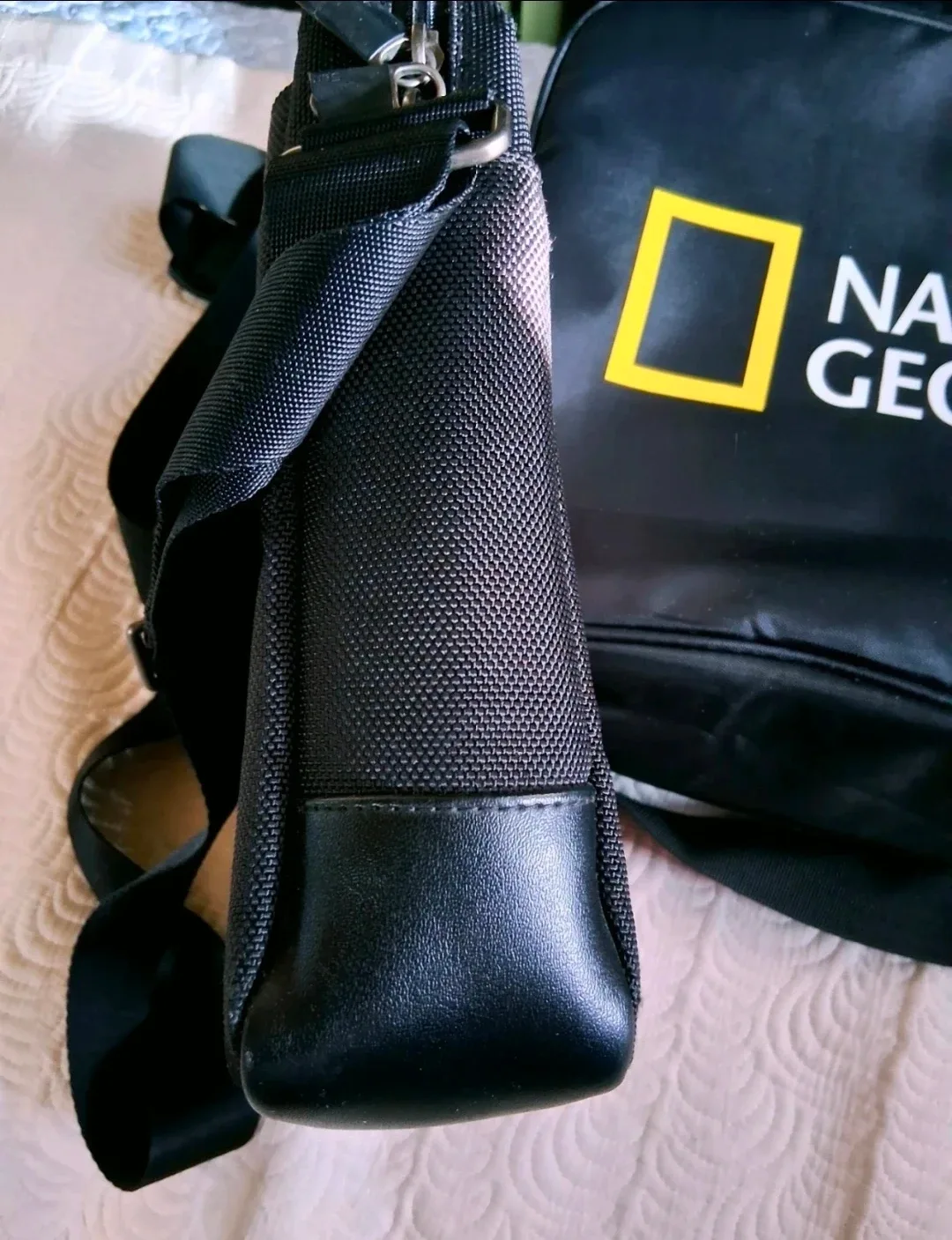 샘소나이트 크로스백