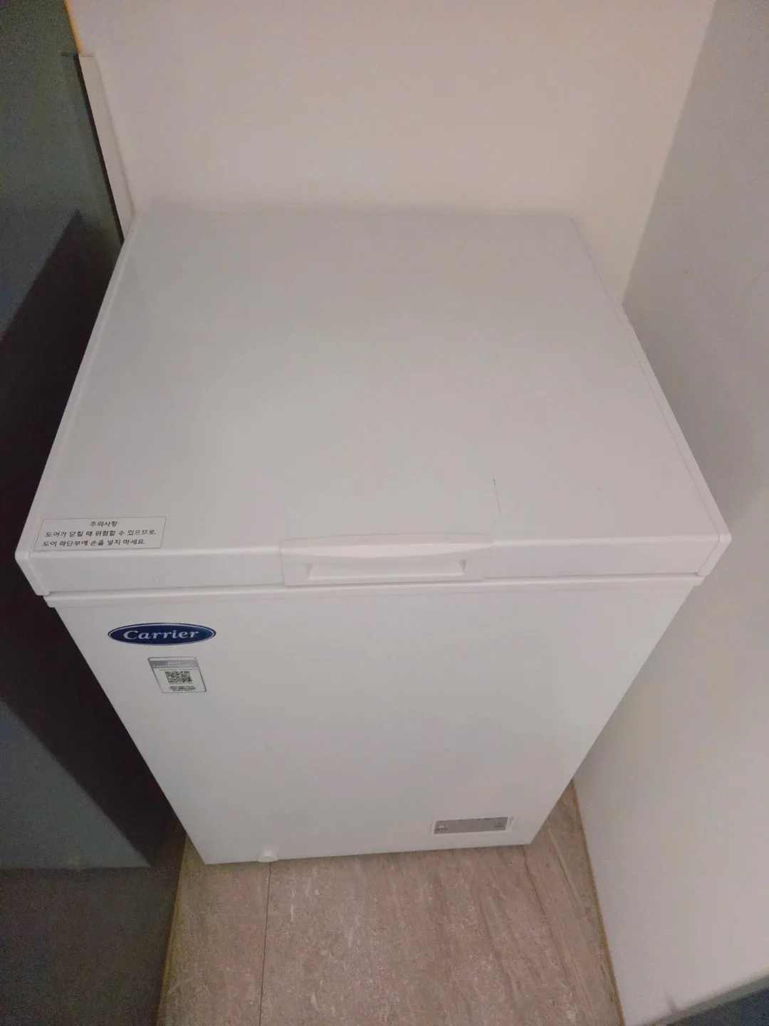 캐리어 100L 뚜껑형 냉동고 CSBH-D100WO
