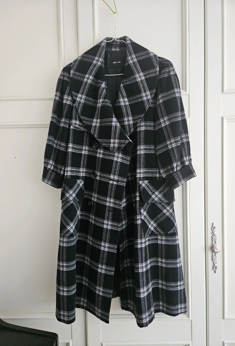 JACK&JILL 체크 롱 코트 블랙 90