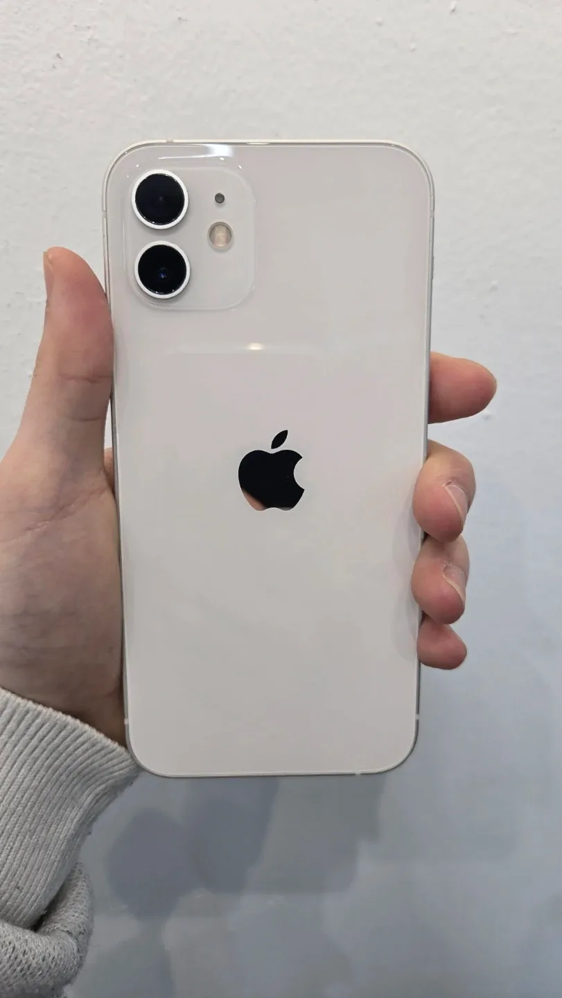 아이폰12 128기가 판매합니다.