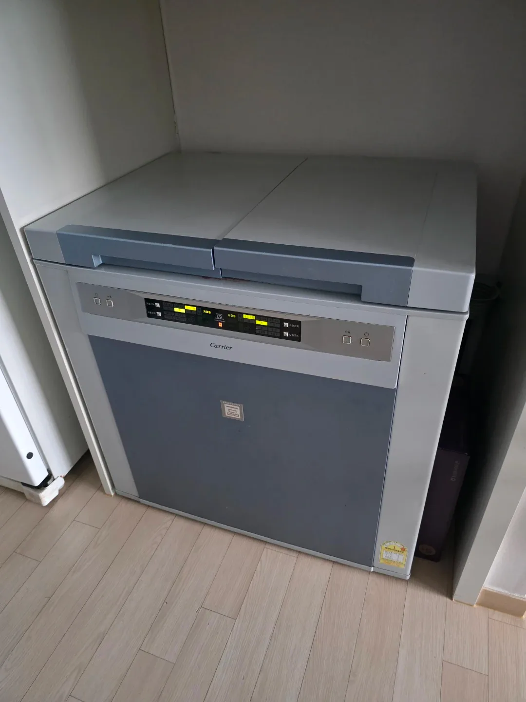 캐리어 김치냉장고 CKR-1765TI 판매합니다