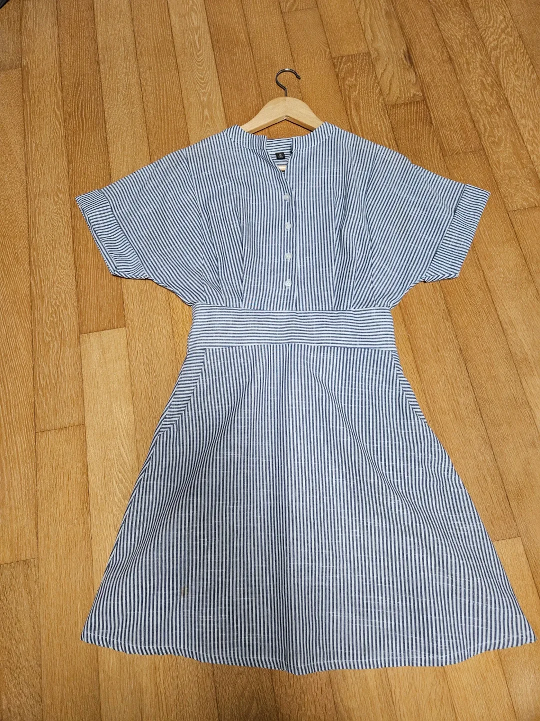 스트라이프 반팔 원피스&네이비 반팔 원피스 일괄