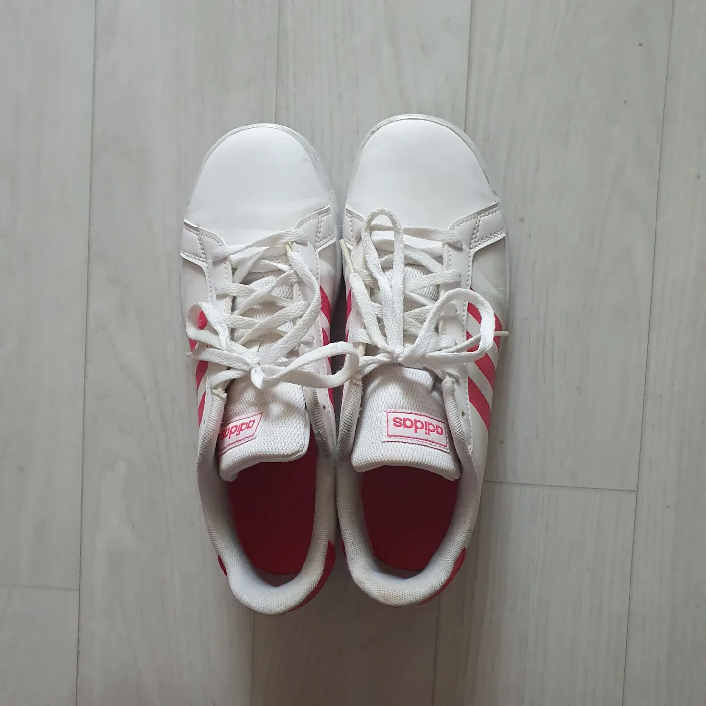 아디다스   운동화