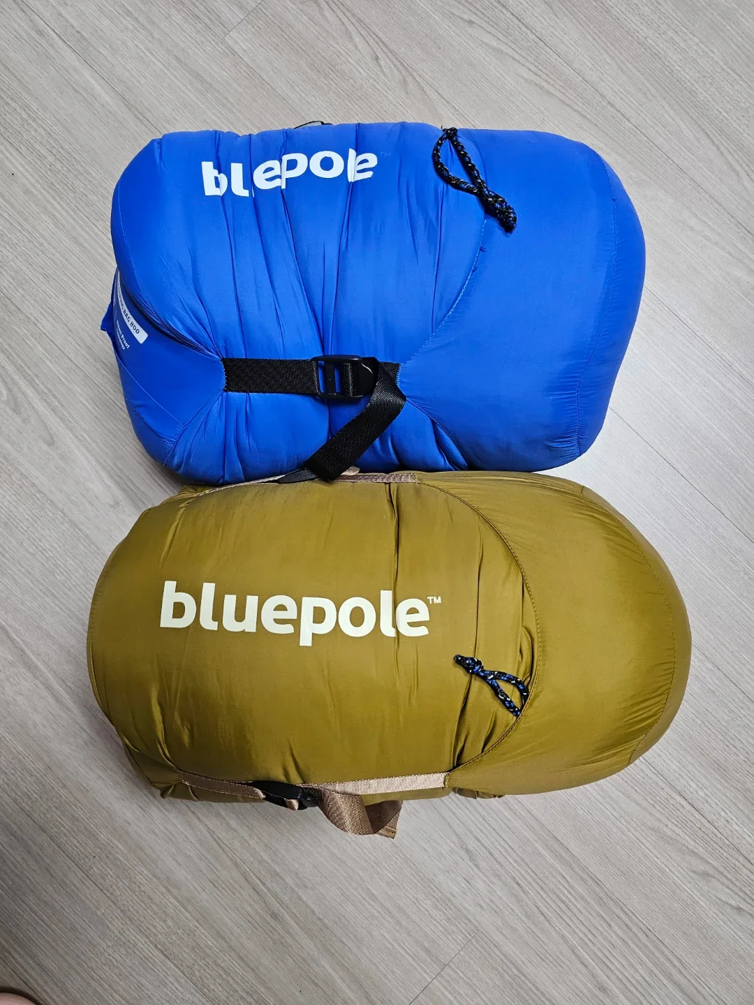 블루폴 캠핑 침낭 2개