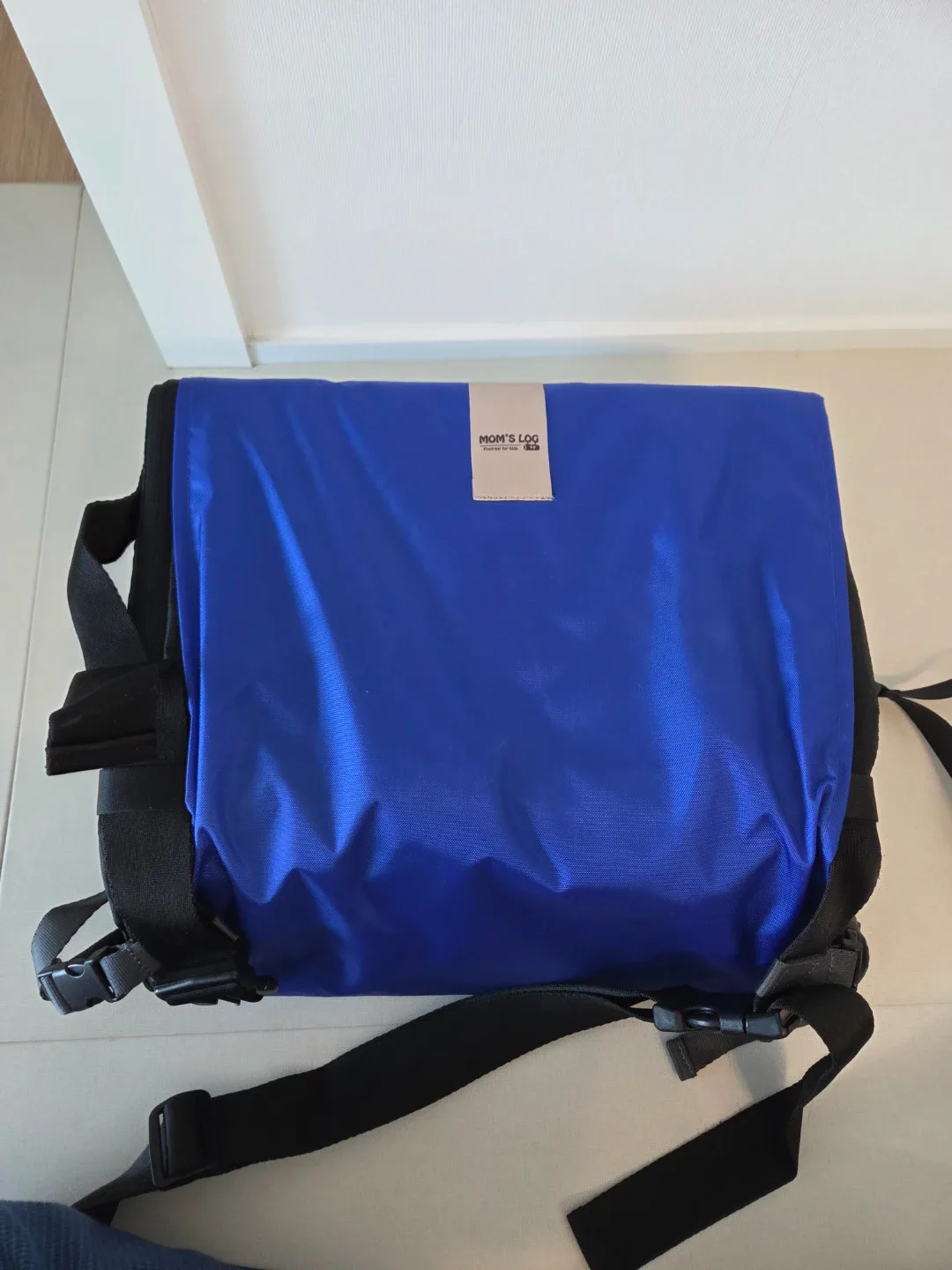 맘스 로그 카시트 발받침대 블루 1회사용