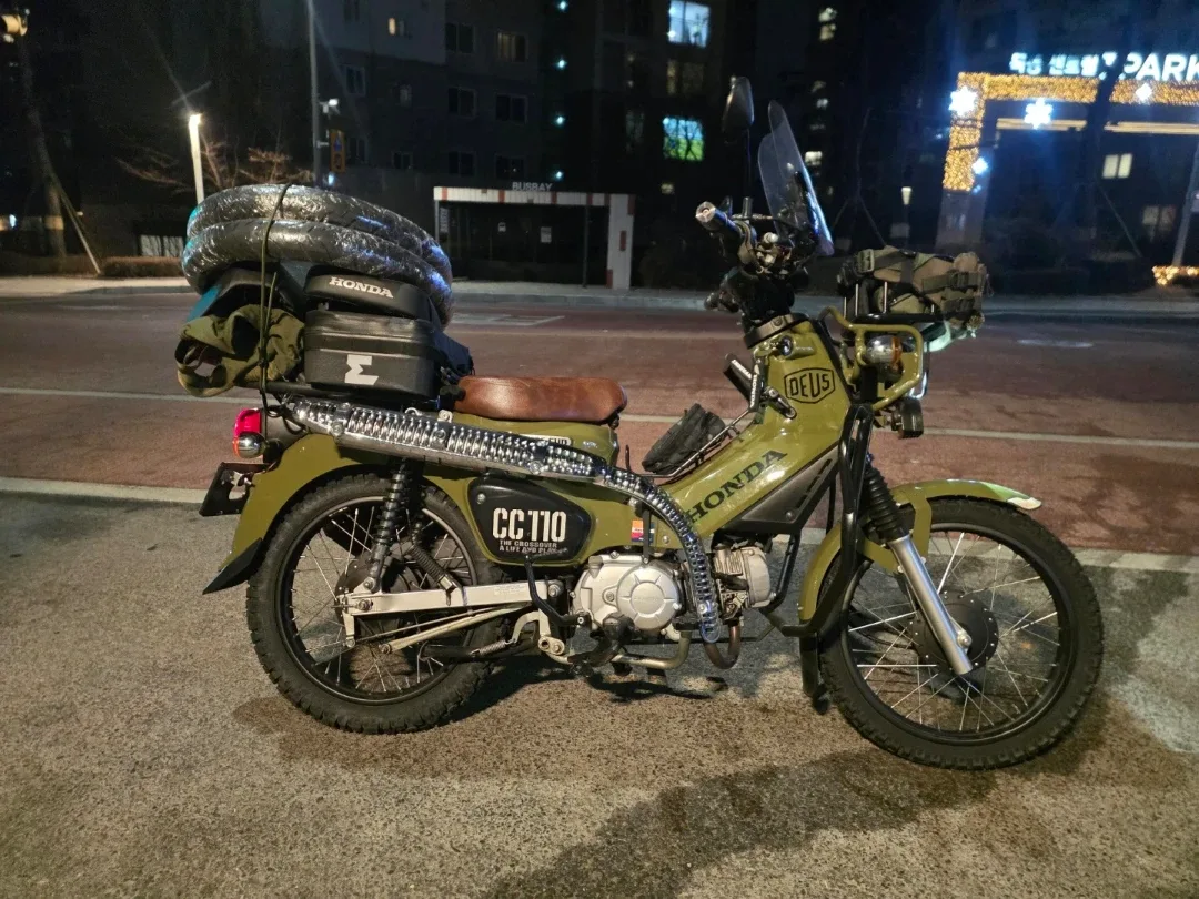 혼다 크로스커브  18년식 판매합니다