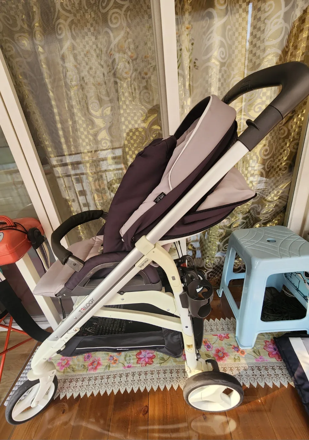 잉글레시나 트릴로지 유모차