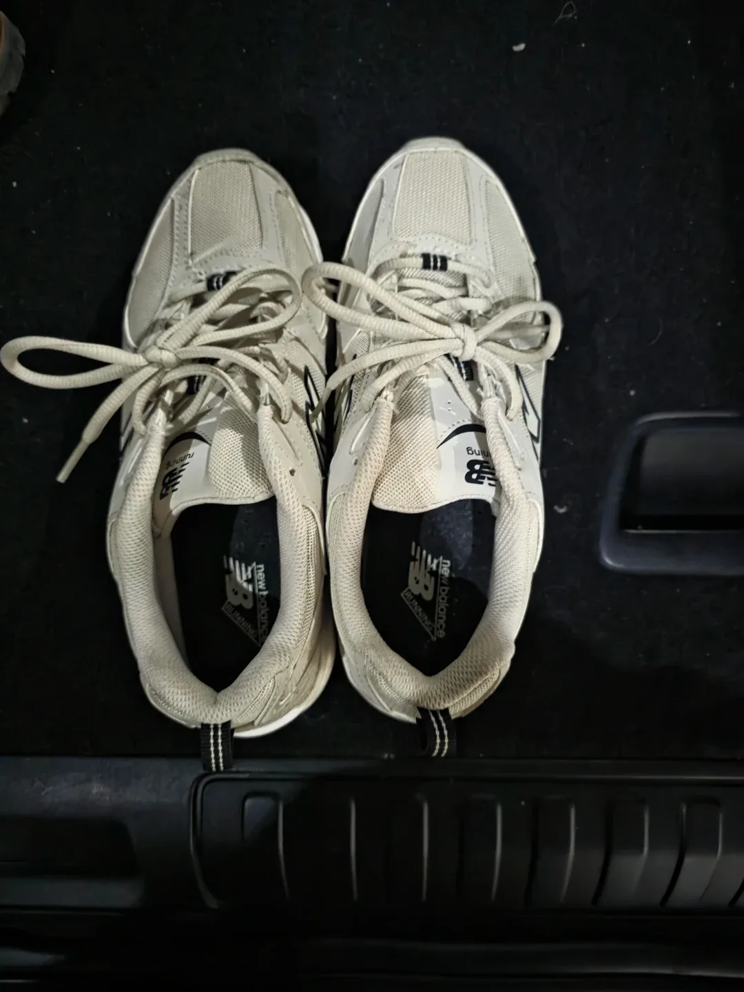 급매 뉴발란스 MR530SH 운동화 235mm