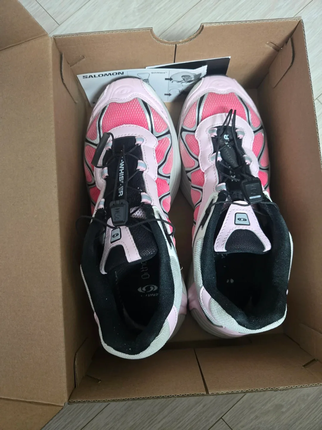 살로몬 XT-Whisper 핑크 운동화